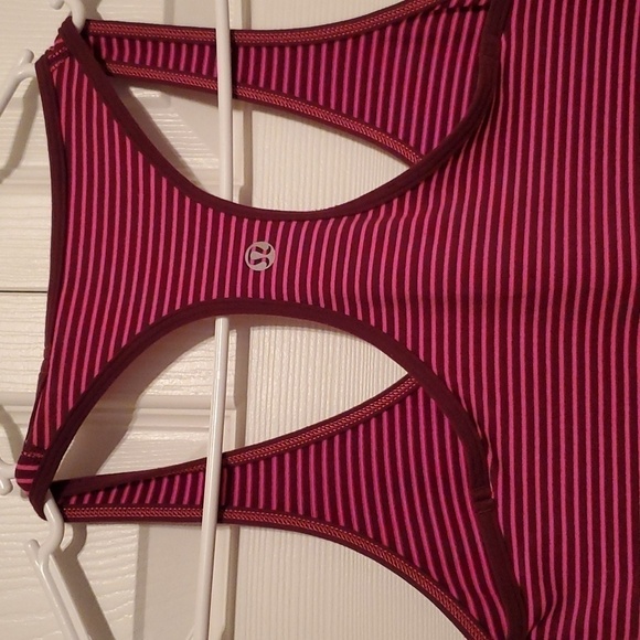 Lululemon Athletica Cool Razorback Hyper Stripe Raspberry Glow Light Plum Size 2 - Picture 5 of 7